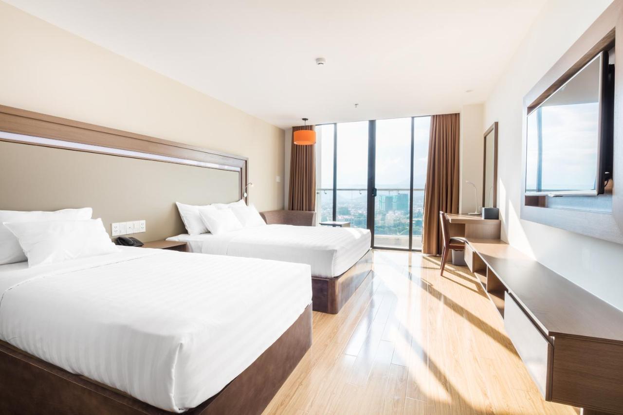 King Town Grand Hotel & Wedding Center Nha Trang Exteriör bild
