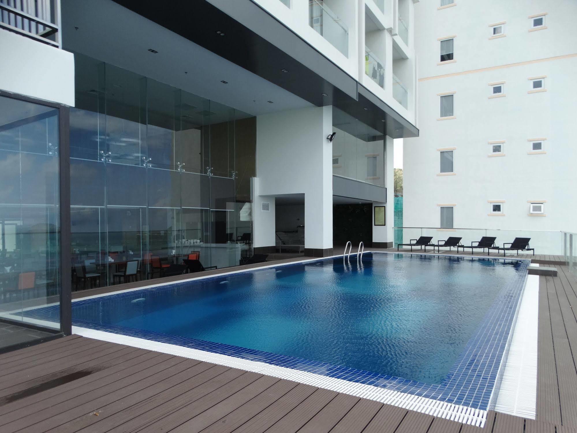King Town Grand Hotel & Wedding Center Nha Trang Exteriör bild