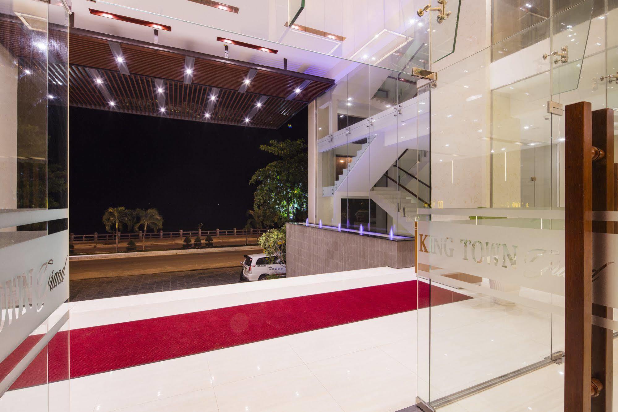 King Town Grand Hotel & Wedding Center Nha Trang Exteriör bild