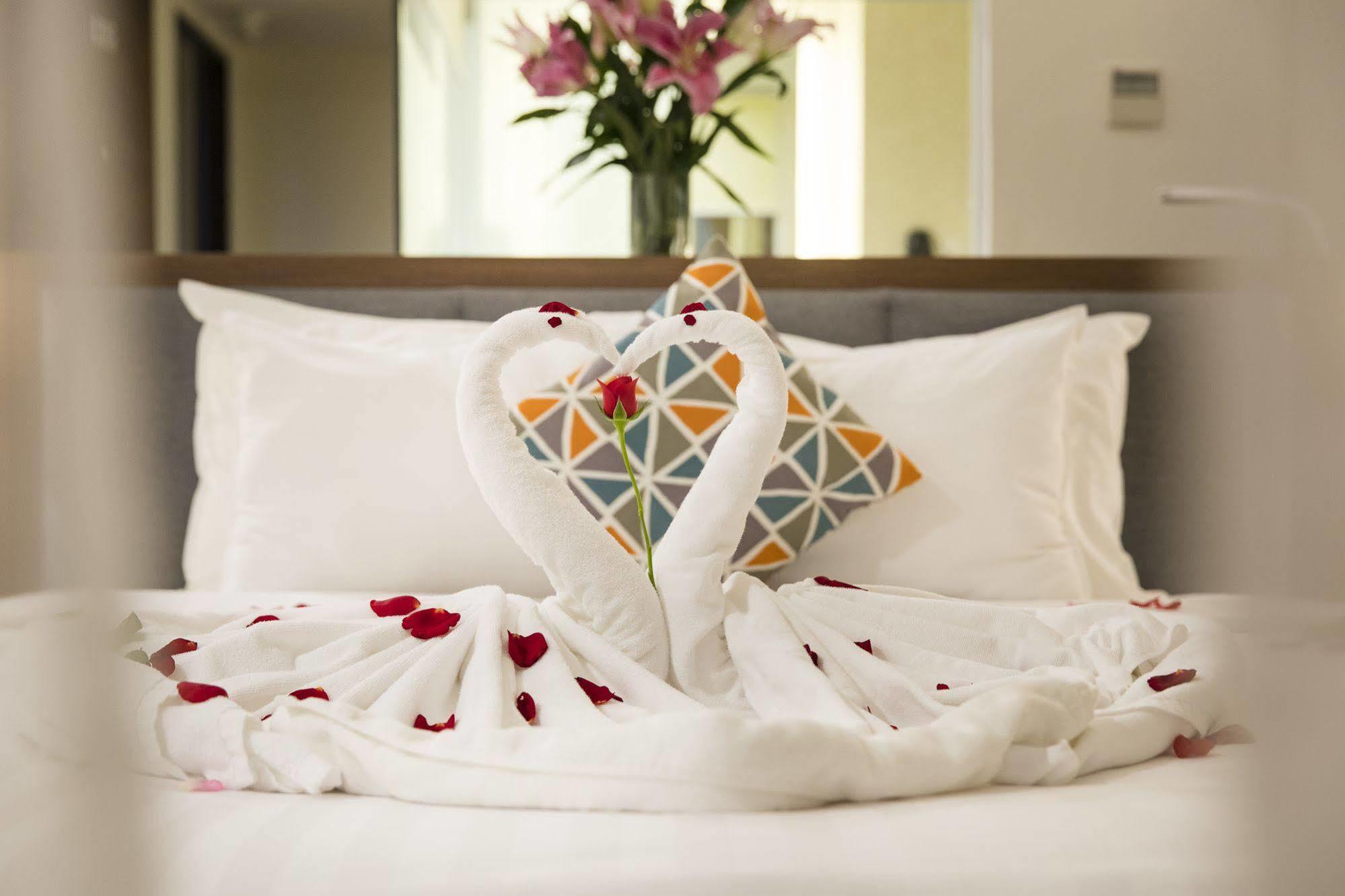 King Town Grand Hotel & Wedding Center Nha Trang Exteriör bild