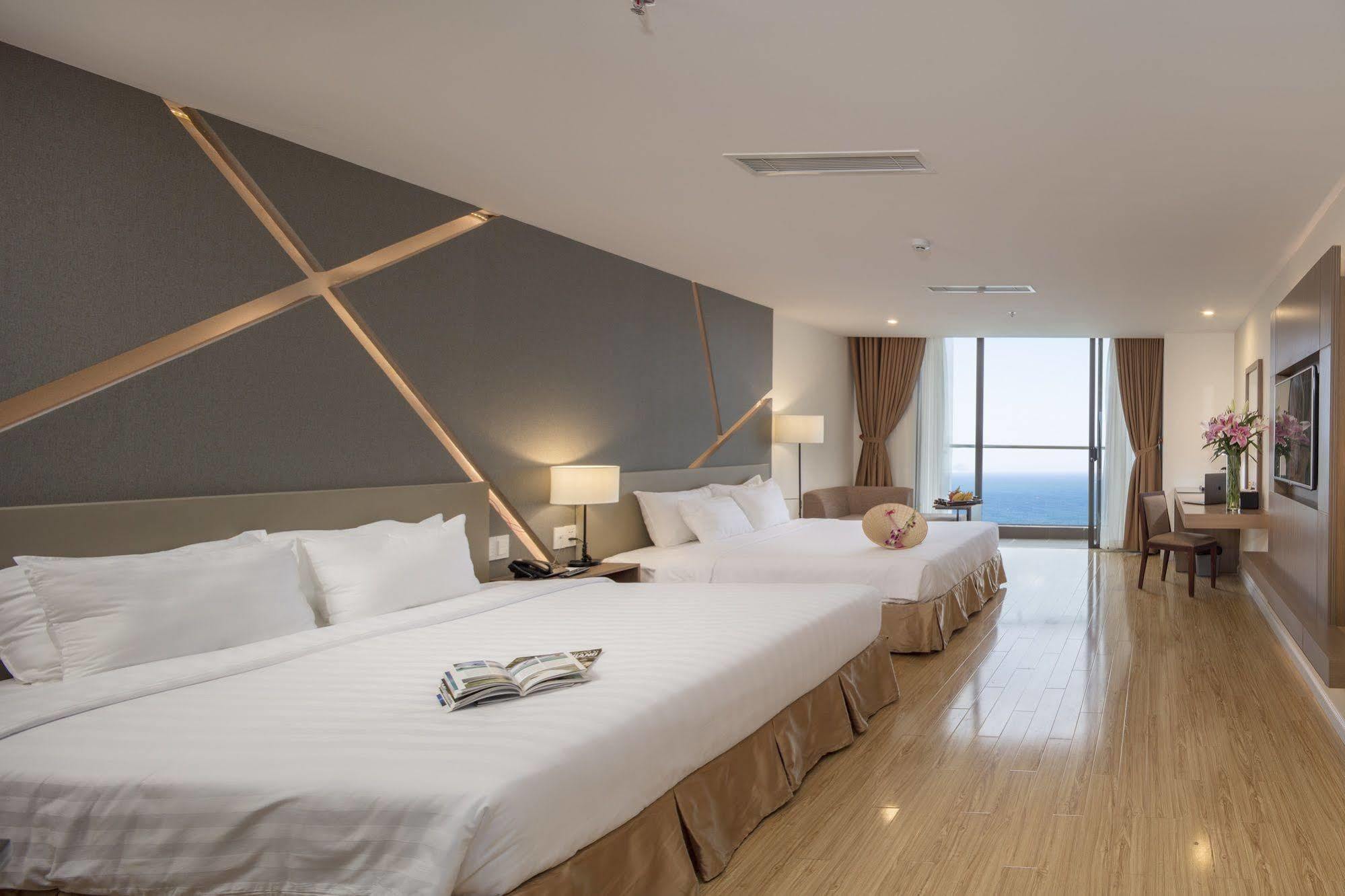 King Town Grand Hotel & Wedding Center Nha Trang Exteriör bild