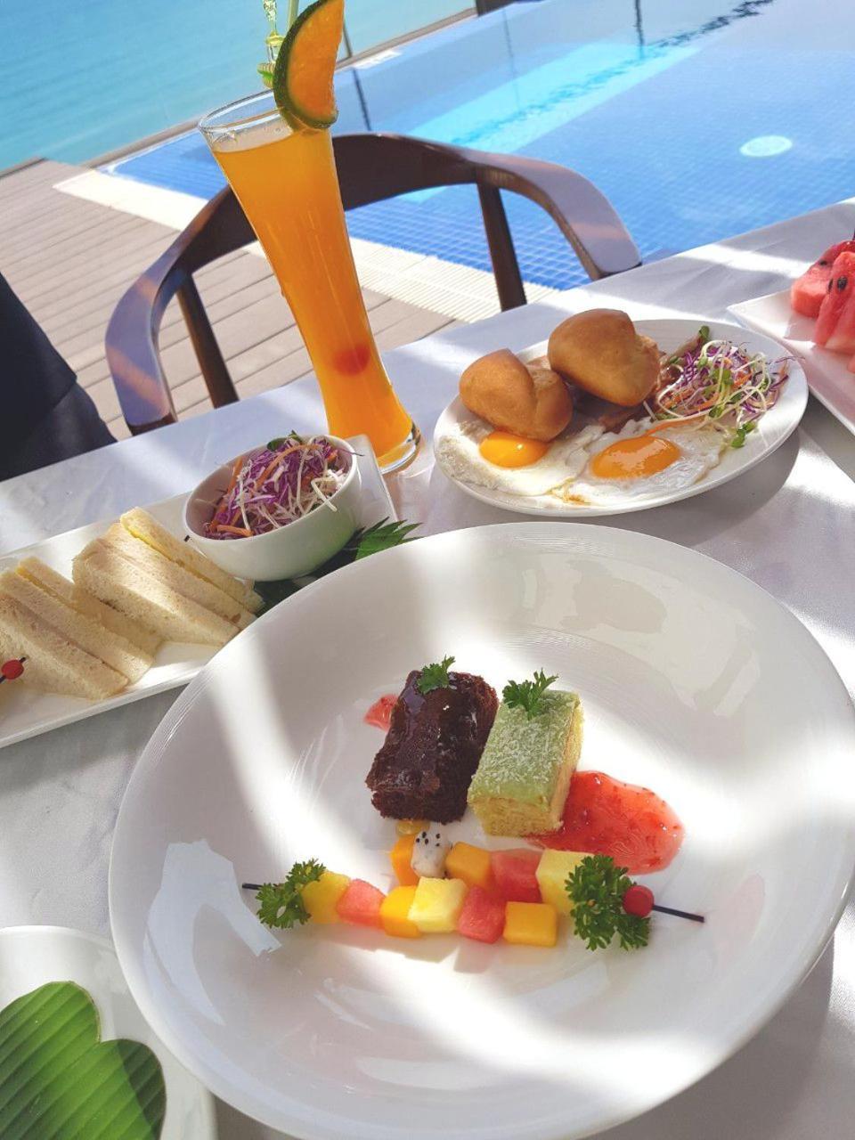 King Town Grand Hotel & Wedding Center Nha Trang Exteriör bild