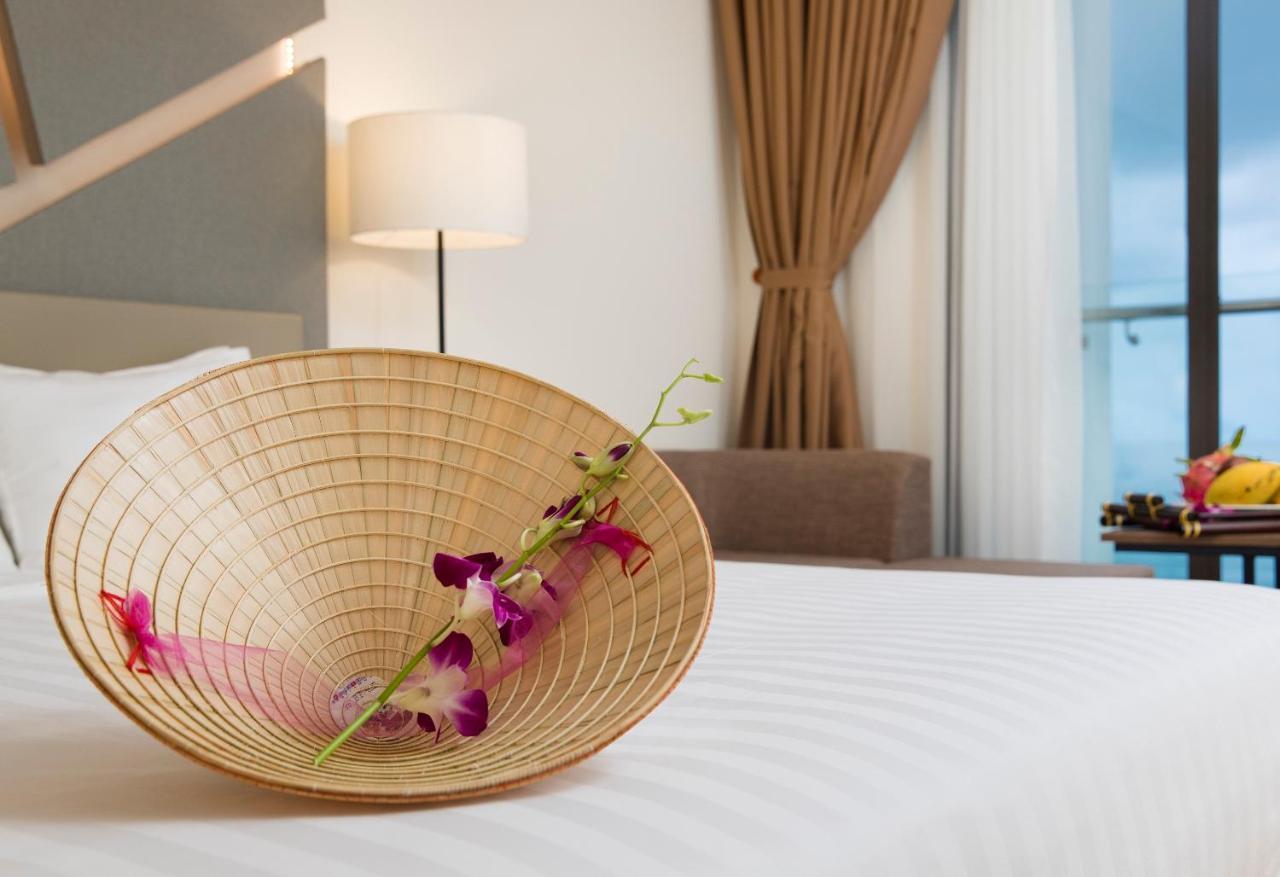 King Town Grand Hotel & Wedding Center Nha Trang Exteriör bild